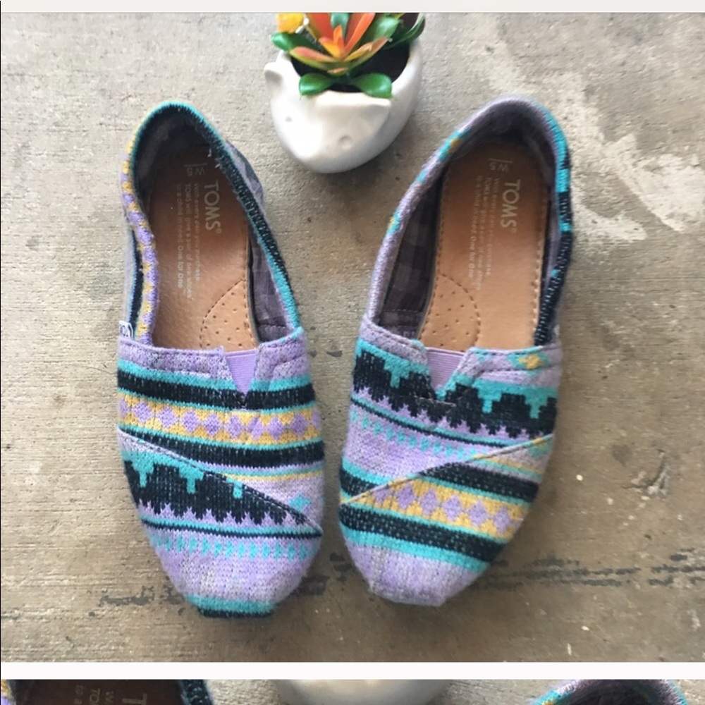 Toms